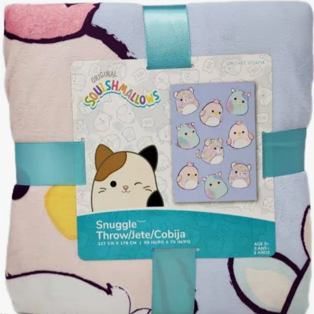 Squishmallows Snuggle Throw - Multicolor